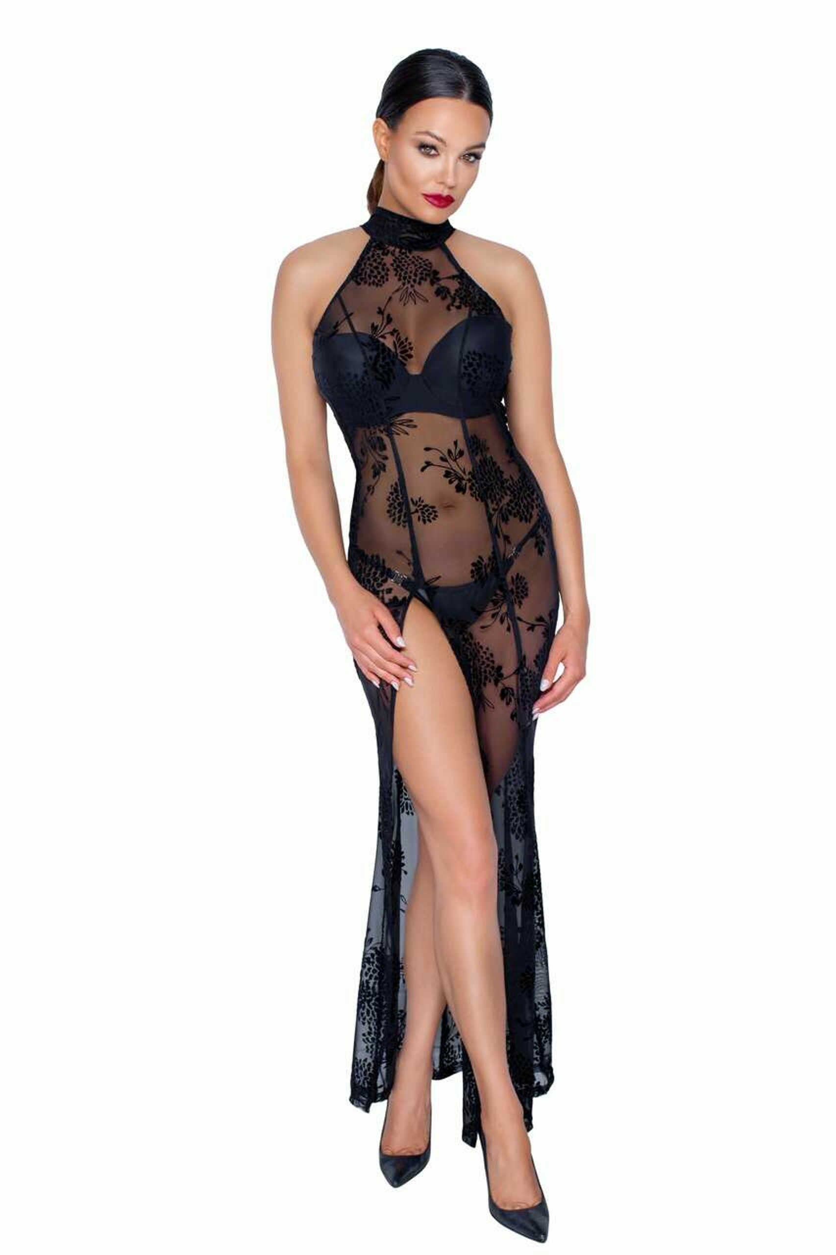F239 Robe longue en tulle