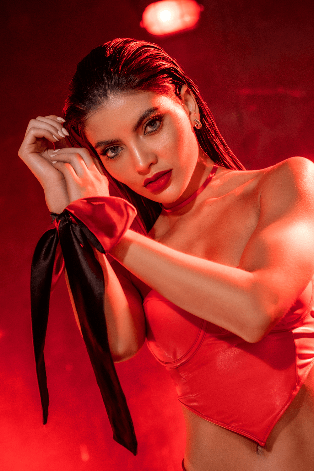 Accessoire coquin en satin réversible noir rouge - Mapale