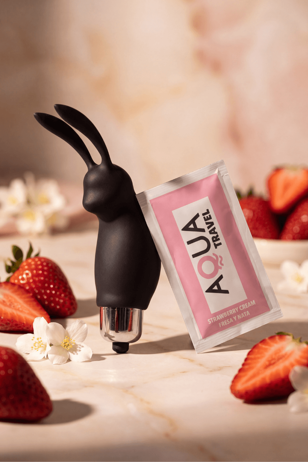 Mini Stimulateur Clitoridien Lapin Noir 1 dosette lubrifiant — Pocket Pleasure
