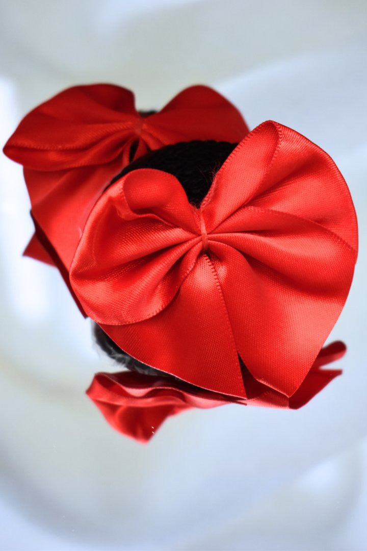 Paire de cache tétons adhésifs noir avec nœud papillon rouge - Be Lily Accessories